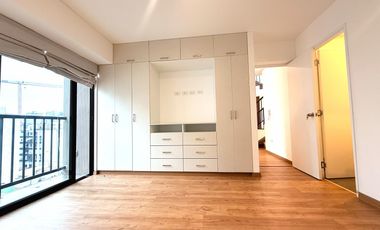 Departamento Duplex con Gran Terraza Cochera y Depósito