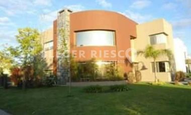 Casa en Alquiler en Los Sauces, Nordelta, Tigre, G.B.A. Zona Norte, Argentina