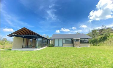 Casa en Arriendo en El Retiro