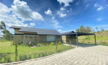 Casa en Arriendo en El Retiro