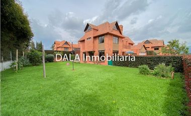 SE ARRIENDA CASA CAMPESTRE EN CANELON. INMOBILIARIAS CAJIC