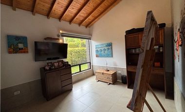 Venta de Casa En El Retiro, Sector La Maria Zona Semi Urbana