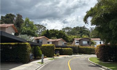 Venta de Casa En El Retiro, Sector La Maria Zona Semi Urbana