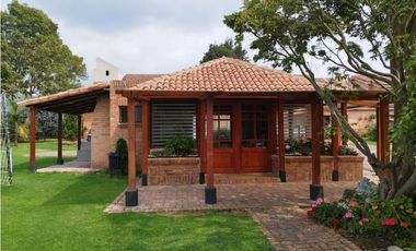 Vendemos hermosa casa en Chía!!
