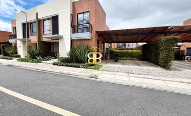 SE VENDE O ARRIENDA CASA EN CAJICA OIKOS