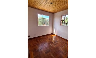 ACSI 1149 Casa en Venta en Mosquera, Praderas