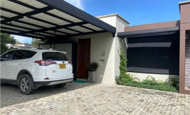 Hermosa Casa Campestre La Ceja 2500m2 💰2300 Mill