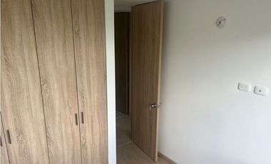 VENDO APARTAMENTO EN ZIPAQUIRA  EXCELENTE UBICACION CON PARQUEADERO.