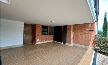 EN ARRIENDO CASA SECTOR ZUÑIGA EN ENVIGADO ANTIOQUIA
