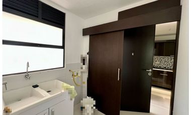 EN ARRIENDO CASA SECTOR ZUÑIGA EN ENVIGADO ANTIOQUIA