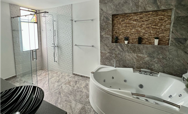 EN ARRIENDO CASA SECTOR ZUÑIGA EN ENVIGADO ANTIOQUIA