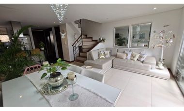 Vendemos hermosa casa en chía !!