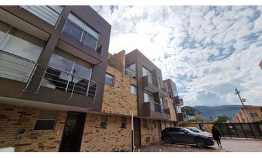Vendemos hermosa casa en chía !!