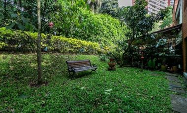 Venta de casa en el Poblado- Sector el Tesoro