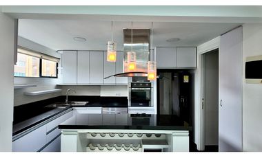 Apartamento En Laureles Con Rooftop