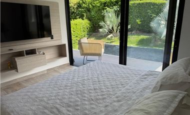 EN VENTA CASA AMOBLADA EN SAN JERONIMO ANTIOQUIA