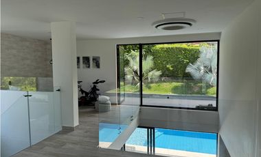 EN VENTA CASA AMOBLADA EN SAN JERONIMO ANTIOQUIA