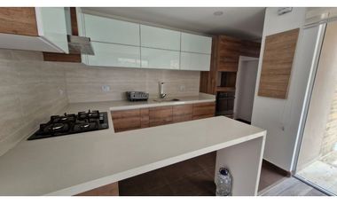Vendemos hermosa casa en chía !!