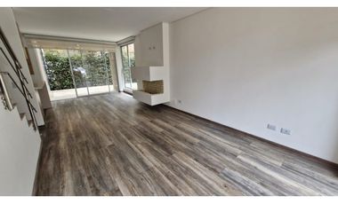 Vendemos hermosa casa en chía !!