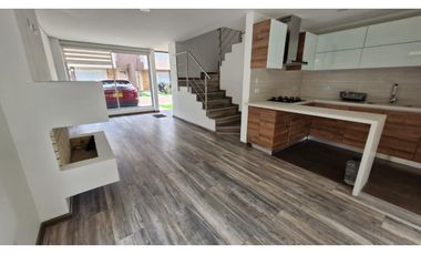 Vendemos hermosa casa en chía !!