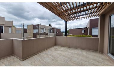 Vendemos hermosa casa en chía !!