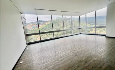 Oficina en venta/arriendo en Usaquén