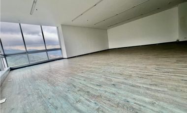 Oficina en venta/arriendo en Usaquén