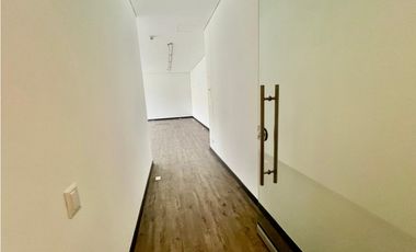 Oficina en venta/arriendo en Usaquén