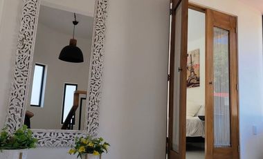 ¡Casa moderna con jacuzzi y vistas espectaculares en Tepoztlán!