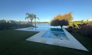 Casa en alquiler en Vistas de Puertos Escobar
