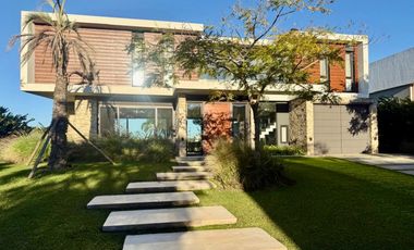 Casa en alquiler en Vistas de Puertos Escobar