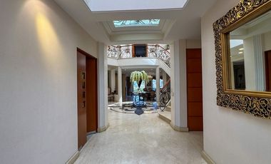 Casa en Renta con Doble Seguridad