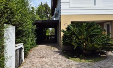 Casa en Venta en Nautico Escobar