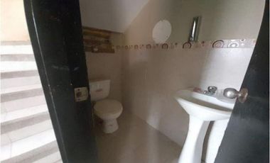 VIVIENDA UNIFAMILIAR EN URB. LOMA GRANDE, SECTOR STA. CICILIA, LOS RÍOS-VENTANAS