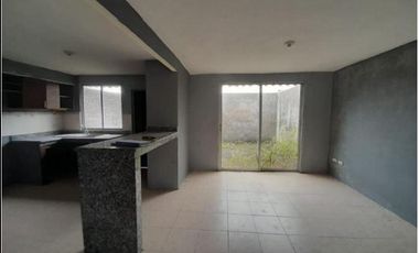 VIVIENDA UNIFAMILIAR EN URB. LOMA GRANDE, SECTOR STA. CICILIA, LOS RÍOS-VENTANAS