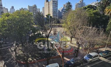 Venta Excelente Piso 5 Amb. en R. Mejía  