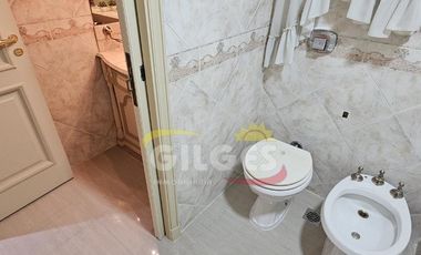 Venta Excelente Piso 5 Amb. en R. Mejía  