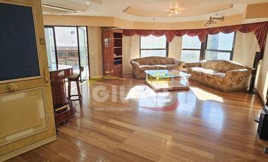 Venta Excelente Piso 5 Amb. en R. Mejía  