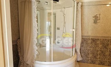 Venta Excelente Piso 5 Amb. en R. Mejía  