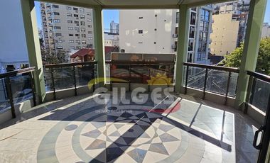 Venta Excelente Piso 5 Amb. en R. Mejía  