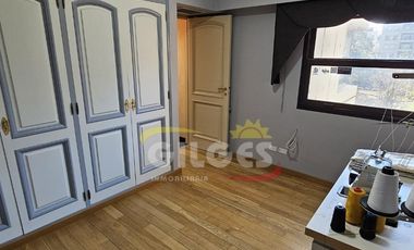 Venta Excelente Piso 5 Amb. en R. Mejía  