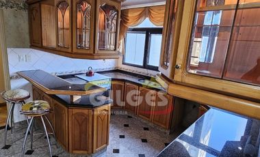 Venta Excelente Piso 5 Amb. en R. Mejía  