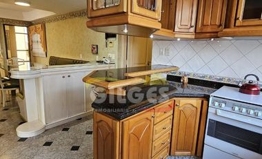 Venta Excelente Piso 5 Amb. en R. Mejía  