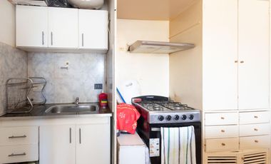 Departamento monoambiente en venta en Monserrat, apto crédito.