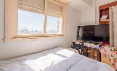 Departamento monoambiente en venta en Monserrat, apto crédito.
