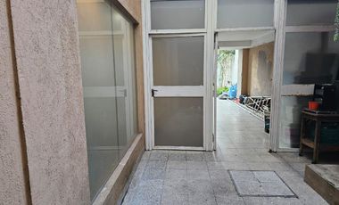 Excelente departamento 3 ambientes con parque!