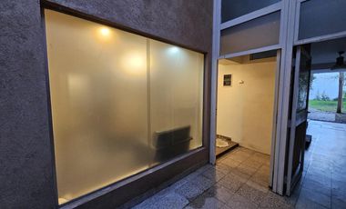 Excelente departamento 3 ambientes con parque!