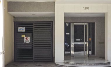 Cochera alquilada en excelente zona