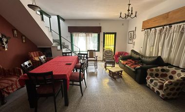 VENTA Casa en Pueblo Esther