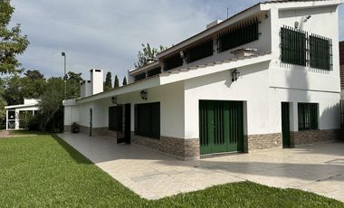 VENTA Casa en Pueblo Esther